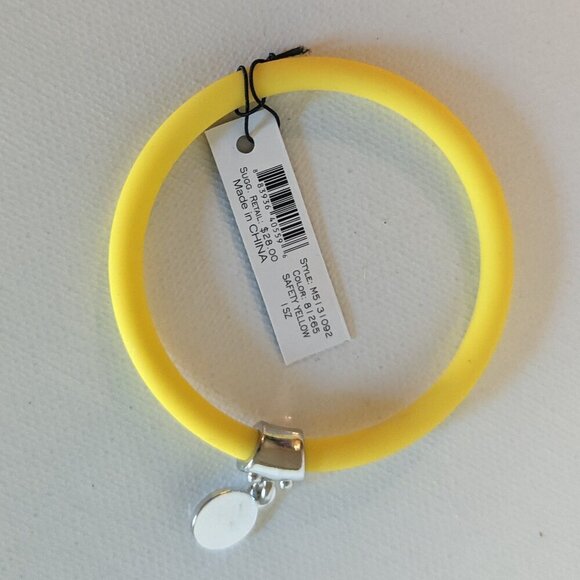 NWT Marc by Marc Jacobs Silver Charm Yellow Silicone Rubber Bracelet Designer - Picture 5 of 6